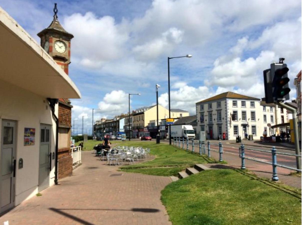 Ferienwohnung Bobby'S Bolthole Heysham Exterior foto